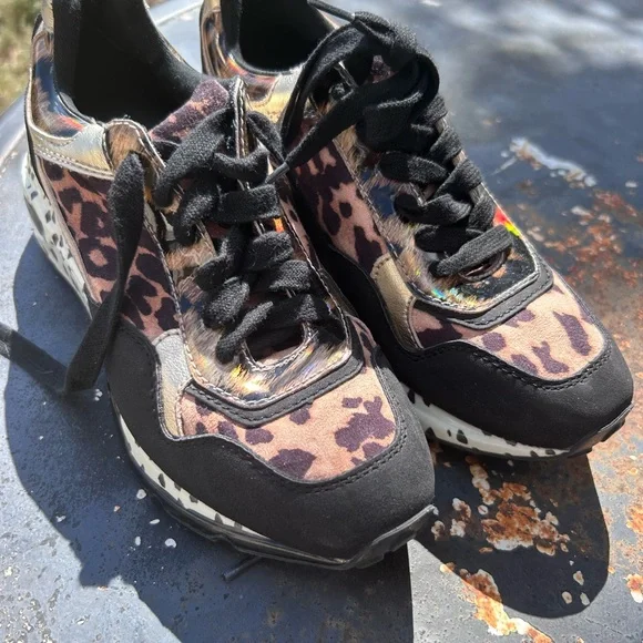 Steve Madden Leopard Print Platform Sneakers - Picture 7 of 8